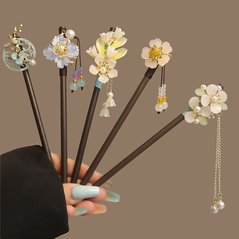 Women Accessories Shop - Flower Tassel Pearl Hair Sticks Wooden