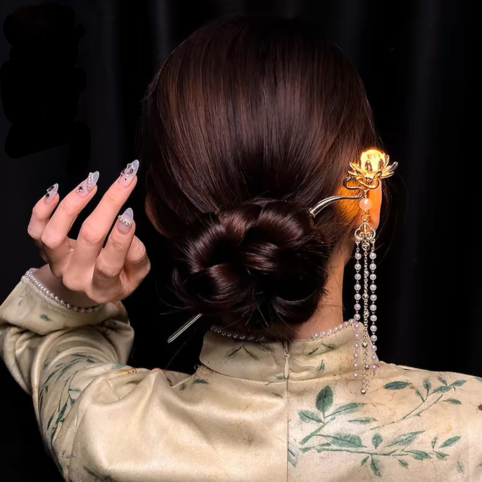Luminous Flower Hairpin Exquis - огляд і ціна Women Accessories Shop