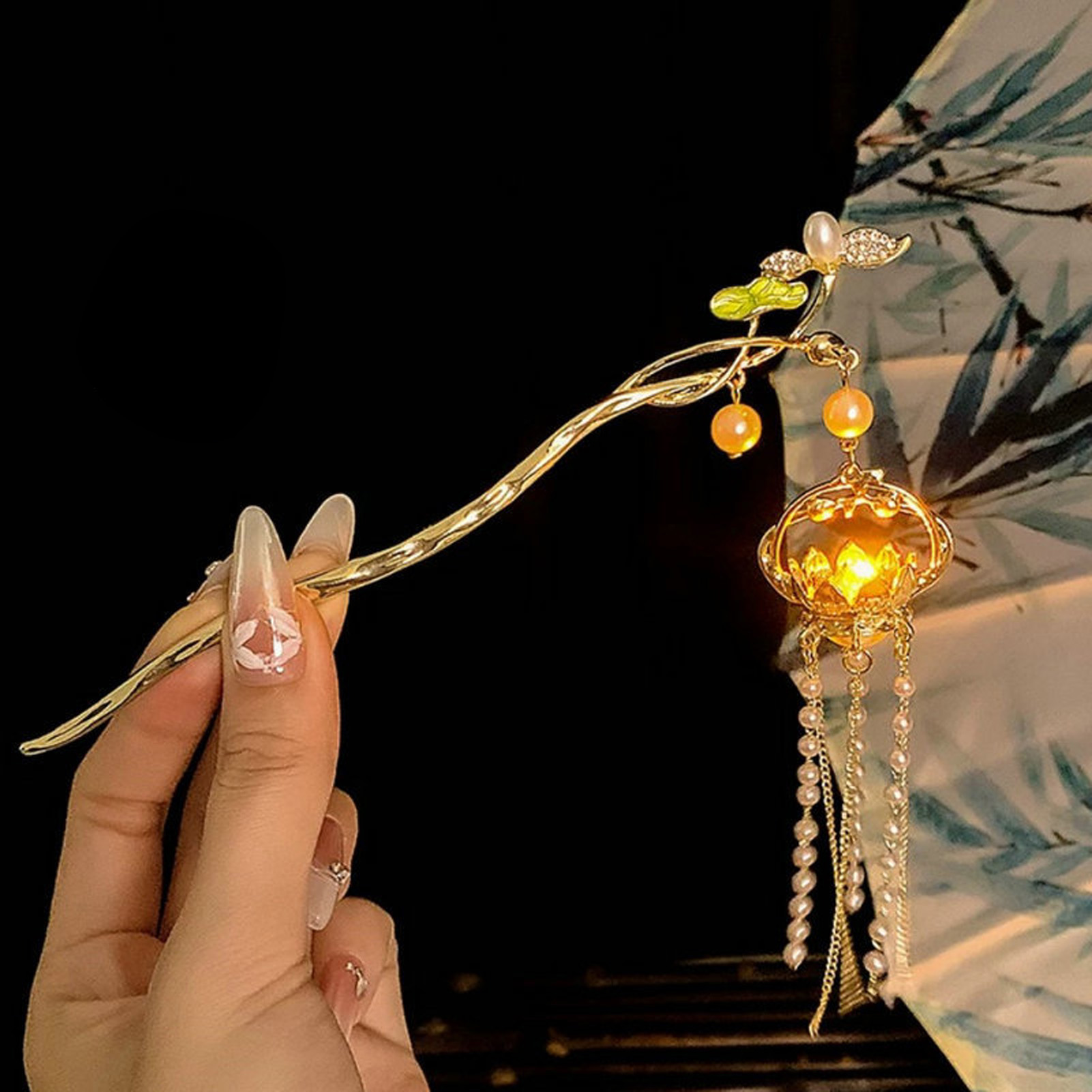 Luminous Flower Hairpin Exquis - огляд і ціна Women Accessories Shop