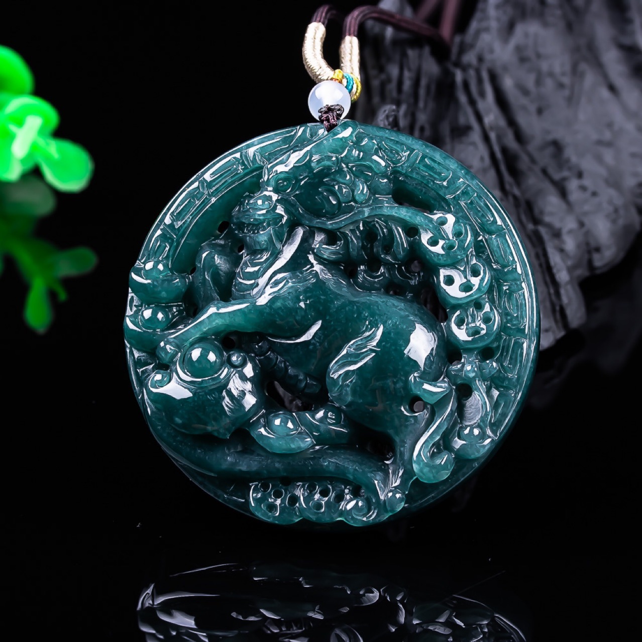 Burmese Jadeite Dragon Pendant - огляд і ціна Women Accessories For Gift