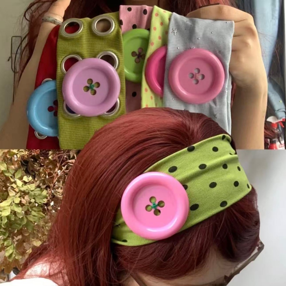 Y2K Subculture Large Button Po - огляд і ціна Women'S Yoga Accessories